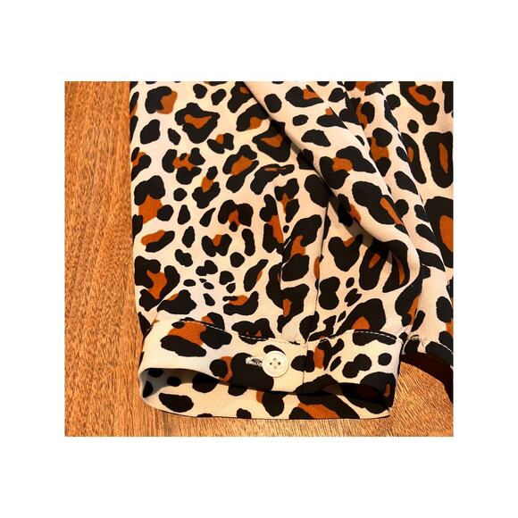 TALBOTS Cheetah Print Blouse, Large, Long Sleeve, Lightweight, Top, Animal - Picture 4 of 9